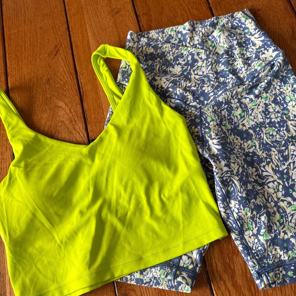Aerie  size small biker shorts & crop top and wild fable T - Picture 4 of 4